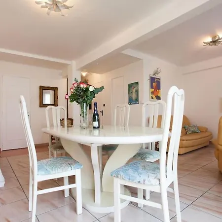 Appartement Sleeps 6 Air Con Wifi Cannes
