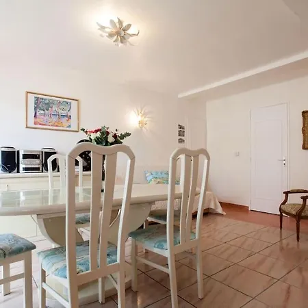 Sleeps 6 Air Con Wifi Lejlighed Cannes